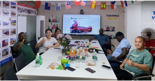 Senegal and Tanzania Customers Purchased Side Lifter Trailer for The First Time