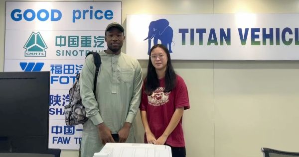 Congo Customer Come To Tongya Vehicle To Buy Diesel Tanker Trailer