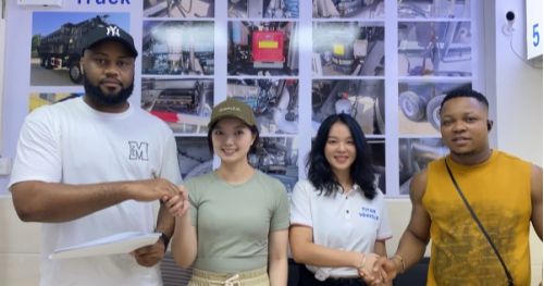 Namibia Guests Purchased 40000 Liters Petrol Tanker Trailer Successfully