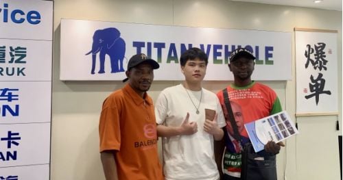 Zimbabwe Guests Visited Tongya Vehicle to Buy 3 Axle Fence Semi Trailer