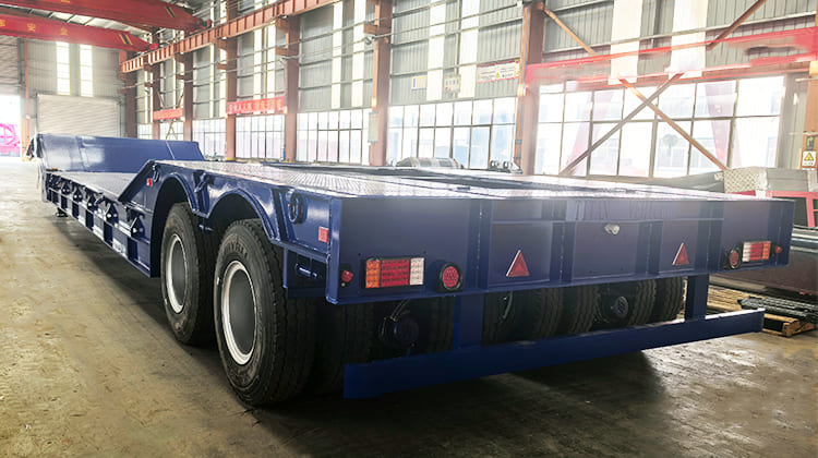 Nigeria Customer Visit Tongya to Buy 2 Line 4 Axle Folding Gooseneck Trailer