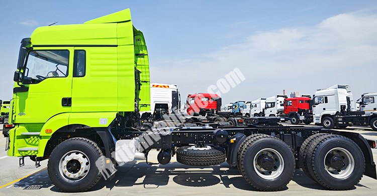 Shacman H3000 Tractor Truck for Sale in Djibouti