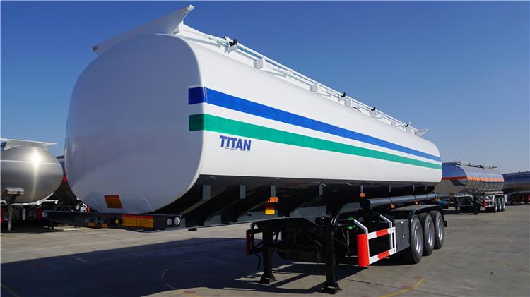 Tri Axle 45000 Liters Heavy Fuel Tankers Semi Trailer Prices for Sale in Nigeria