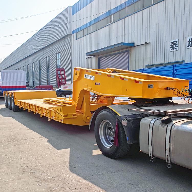 3 Axle Detach Lowboy Trailer 