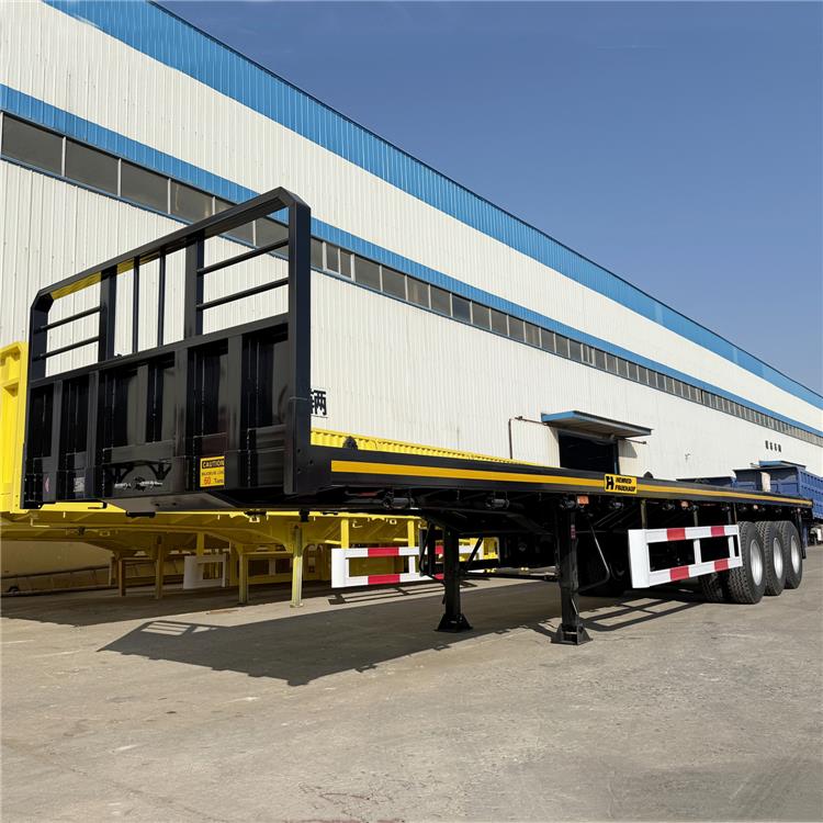 Henred Fruehauf Flatbed Trailer
