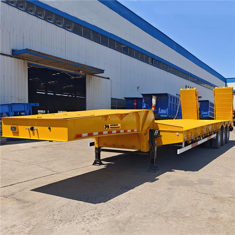 Henred Low Bed Trailer